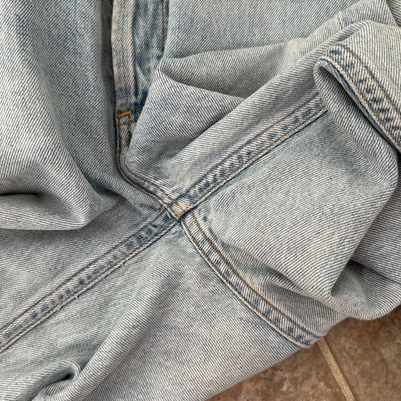 Agolde Riley in Blitz Light Blue Distressed Cropped Jeans size 23 - Picture 14 of 16